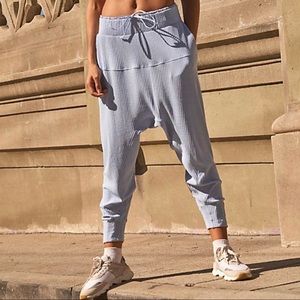 Free People Movement Can’t Handle This Ribbed Knit Harem Pants NEW